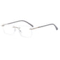 👓 Auto-Adjusting Focus: See clearly near and far without swapping glasses.